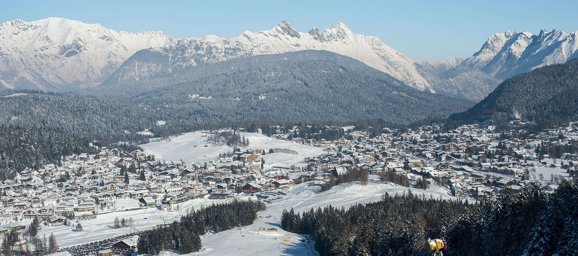 Gschwandtkopf with a view of Seefeld in winter